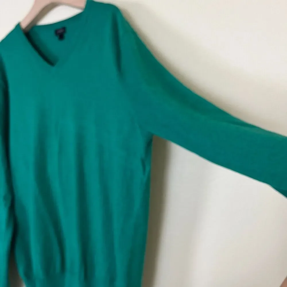 J.Crew Men Size L Cotton Cashmere Kelly Green V-Neck Sweatshirt Casual Minimal